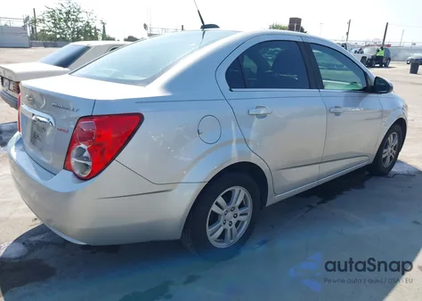 2016 Chevrolet Sonic Lt Auto z USA, uszkodzony, nr VIN 1G1JC5SB9G4166603